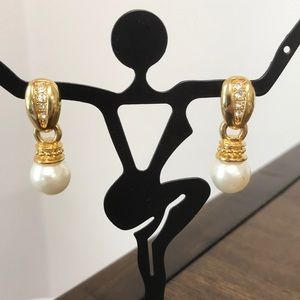 Vintage Avon earrings